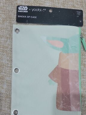 Yoobi Star Wars Mandalorian Zip Binder Case in Mint Green.